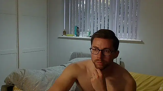 kkezzy Chat XXX in diretta