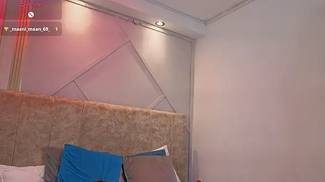 amara_queen_'s Live XXX Chat