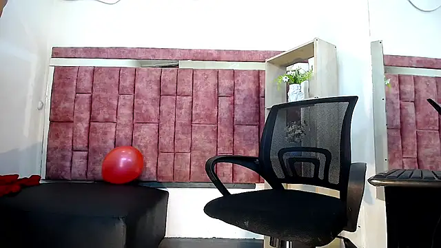 XXX chat uživo modela DanteSeth
