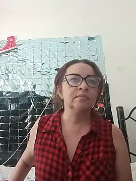 צ'אט XXX בשידור חי של tany90