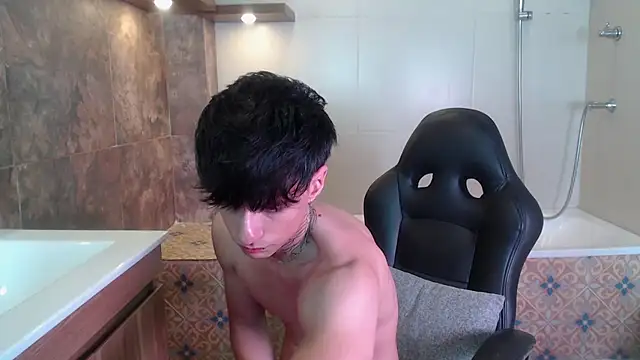 Nathan_Owen Live XXX-Chat