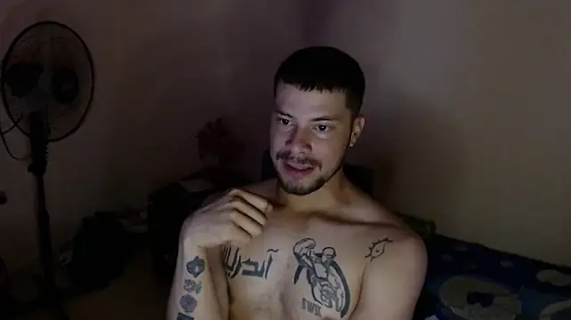 Chatroom XXX en direct de billyfindom