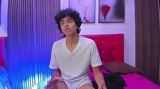 Chat +18 de Kitten_blue ao vivo