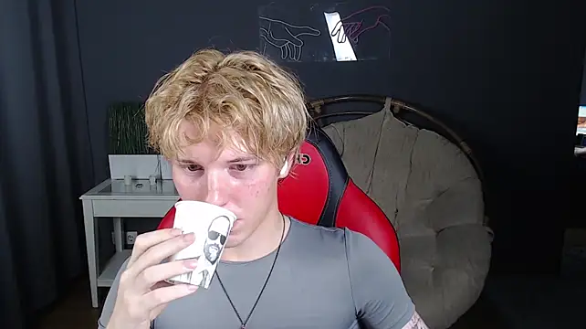 Chat XXX ao vivo de Benjamin_Brooke