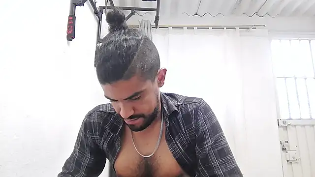 Živý XXX chat JBond007BBC