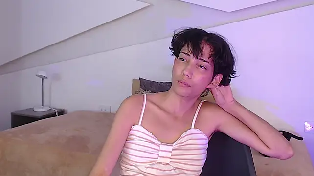 hot_little_bunny Chat XXX live
