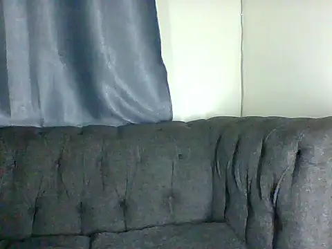 SexyTash25's Live XXX Chat