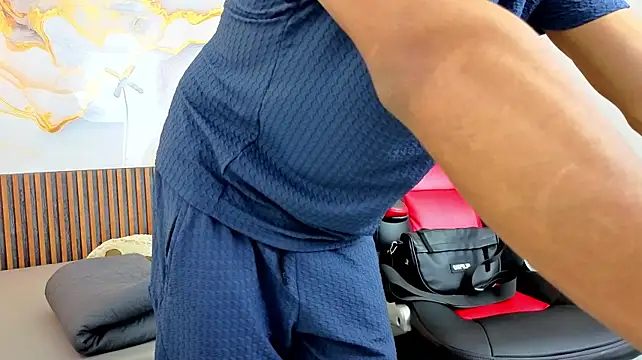 DrakeFoxx 即時 XXX 聊天
