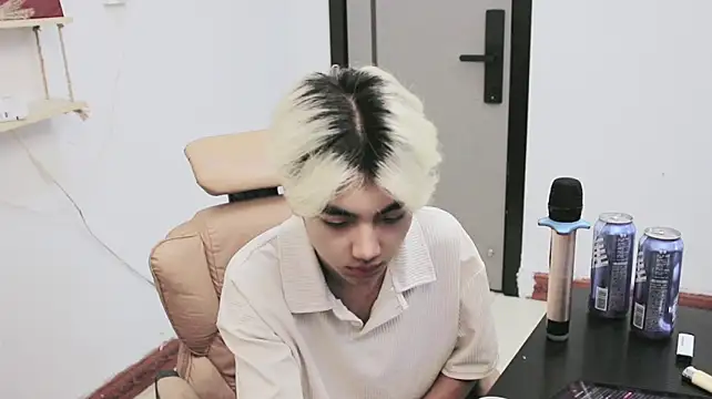 V_I_P_7 라이브 XXX 채팅