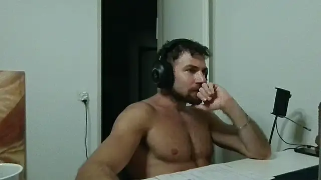 alpha-hunk Live XXX-Chat