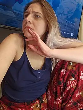 ScarletsWeb's Live XXX Chat