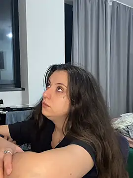 Chat +18 de bunnythetailor ao vivo
