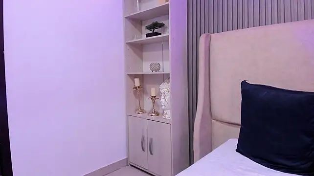 Chat XXX ao vivo de KeniaArias