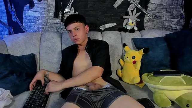 Chat +18 de ryanmilk_ ao vivo