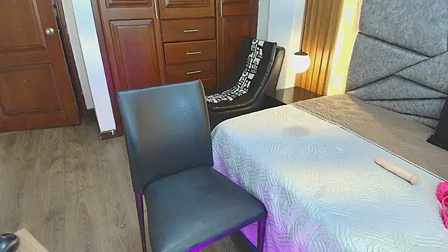 Ambarross_n Live XXX chat