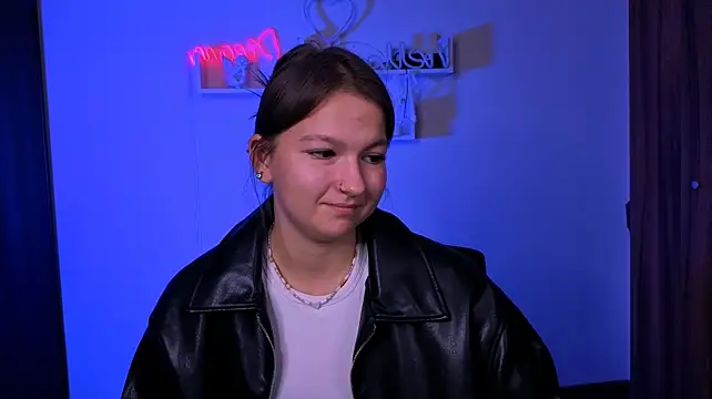 צ'אט XXX בשידור חי של liana_best