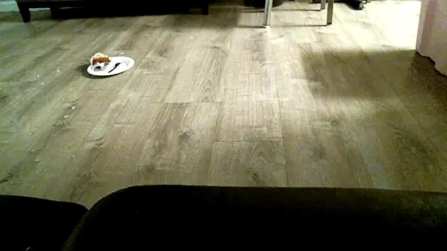 XXX chat uživo modela SexyB214