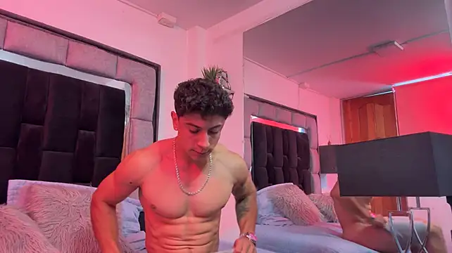 دردشة MR_MUSCLE الجنسية المباشرة