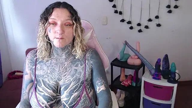 Chat XXX ao vivo de SLOPPYTITSS