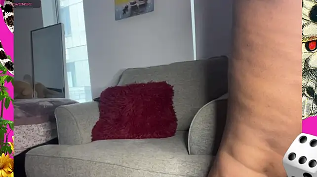 juicy_janet's Live XXX Chat