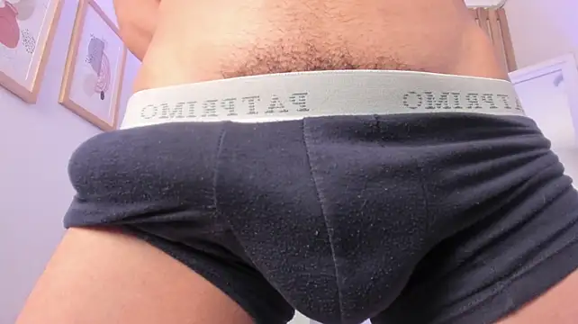 XXX chat uživo modela Adams__Bobby