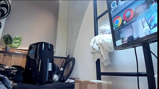ThiagoFox's Live XXX Chat