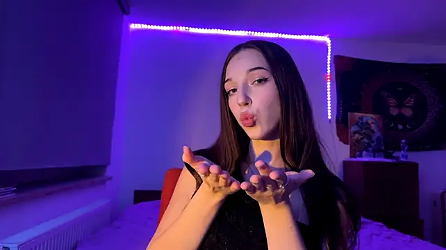 Chat +18 de AntoninaErtle ao vivo