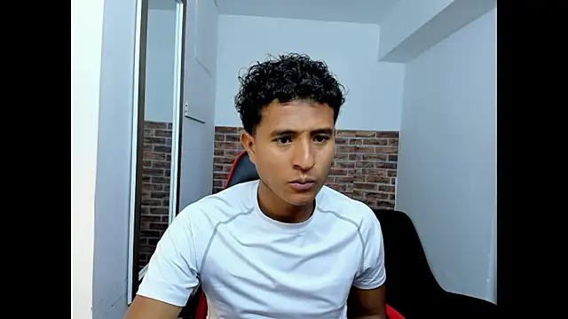WIZARD-ALESSANDRO Live XXX-chat