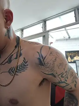 AlphaMasterXxx live XXX chat