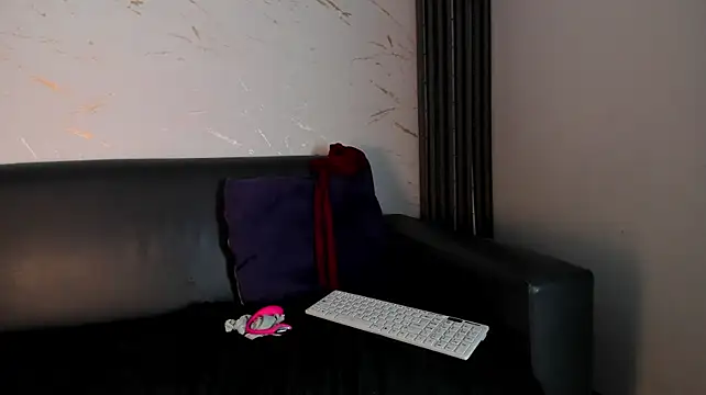 Laura_serena's Live XXX Chat