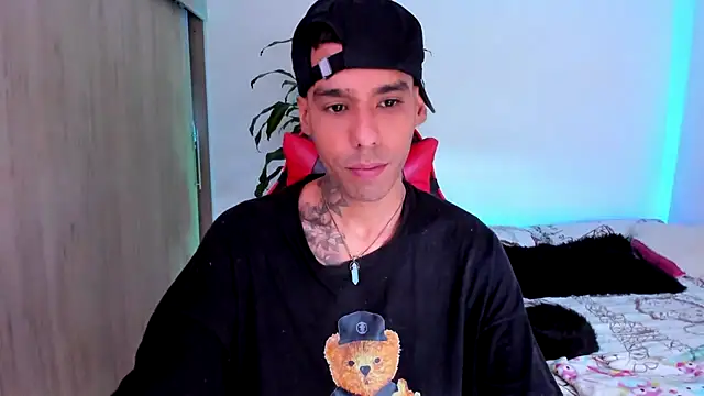 Онлайн чат XXX Damianwhite