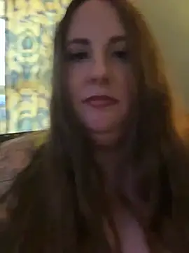 Domimommy420 Adlı Modelin Canlı XXX Sohbeti