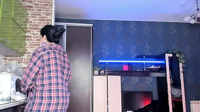 Lucky_MilfのライブXXXチャット