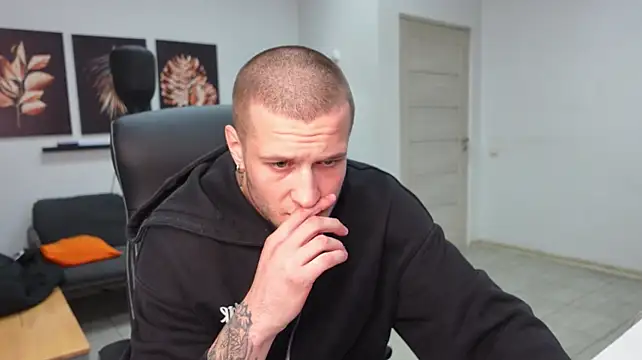 Igor_Wilde webkamerás műsora