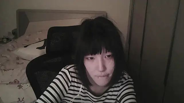 rinaloazのライブXXXチャット