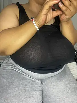 Chat XXX ao vivo de ShortShaly