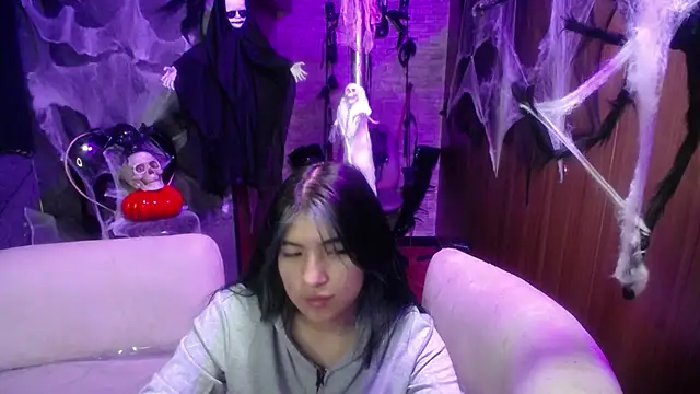 Bonnie_ligth live XXX chat