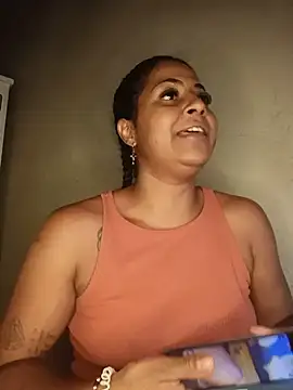 Chat XXX ao vivo de Giselabrunette25