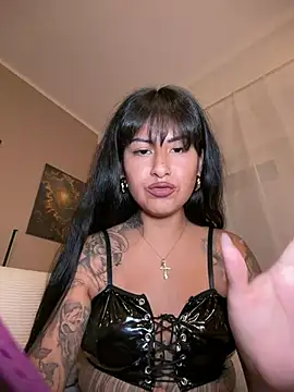 Chat +18 de mrskarmaa ao vivo