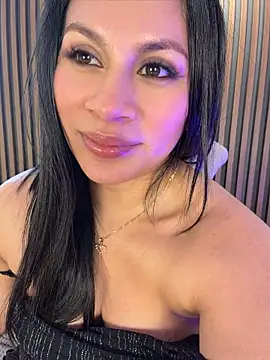 Sofia_Convers live XXX chat