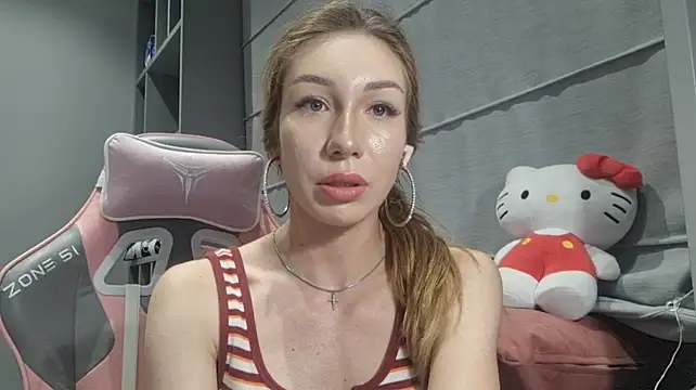 LeatriceHeppel's Live XXX Chat