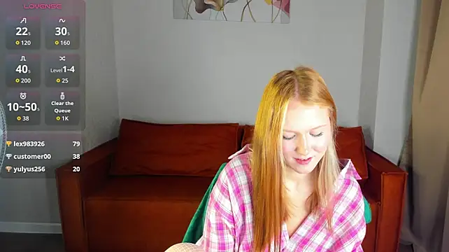 Chat +18 de Charlotte_Smitee ao vivo
