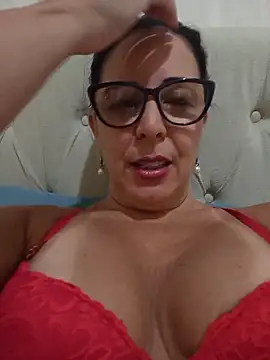 Chat +18 de regina475 ao vivo