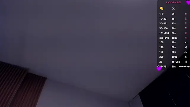 Živý XXX chat JUANDIAMONDS98