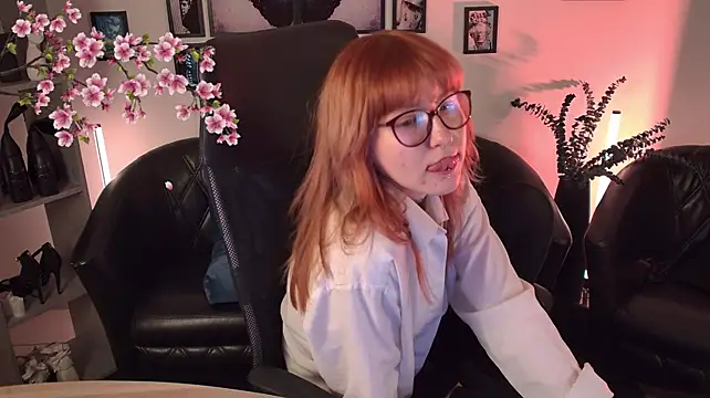 lanafitch Adlı Modelin Canlı XXX Sohbeti