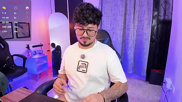 DaviidEvans_ Show Webcam