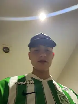 Chat XXX en directo de Lander_Cruz