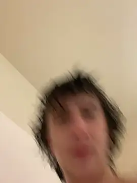 Dedboy333 XXX чат на живо