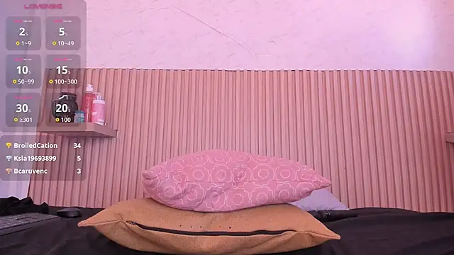 Онлайн чат XXX Layla_arabelle