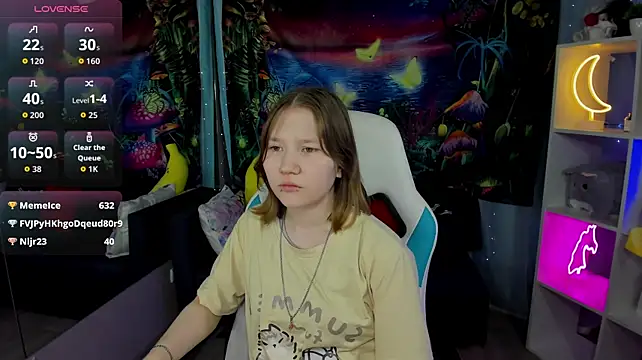 MillieMoor Live XXX-chat